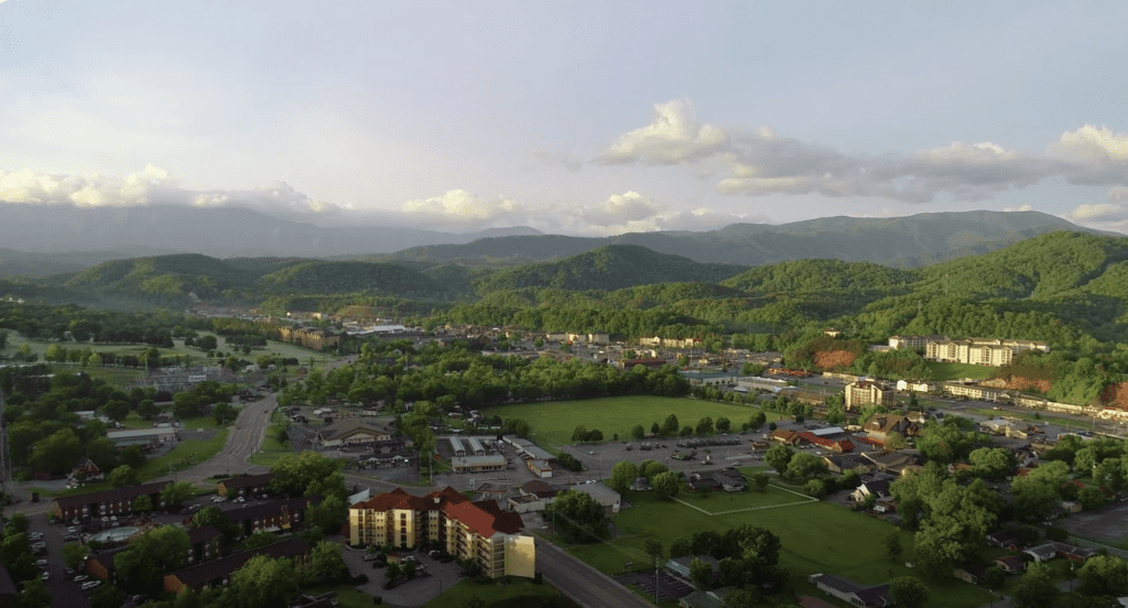 Great Smoky Mountains: Wildlife and Waterfalls